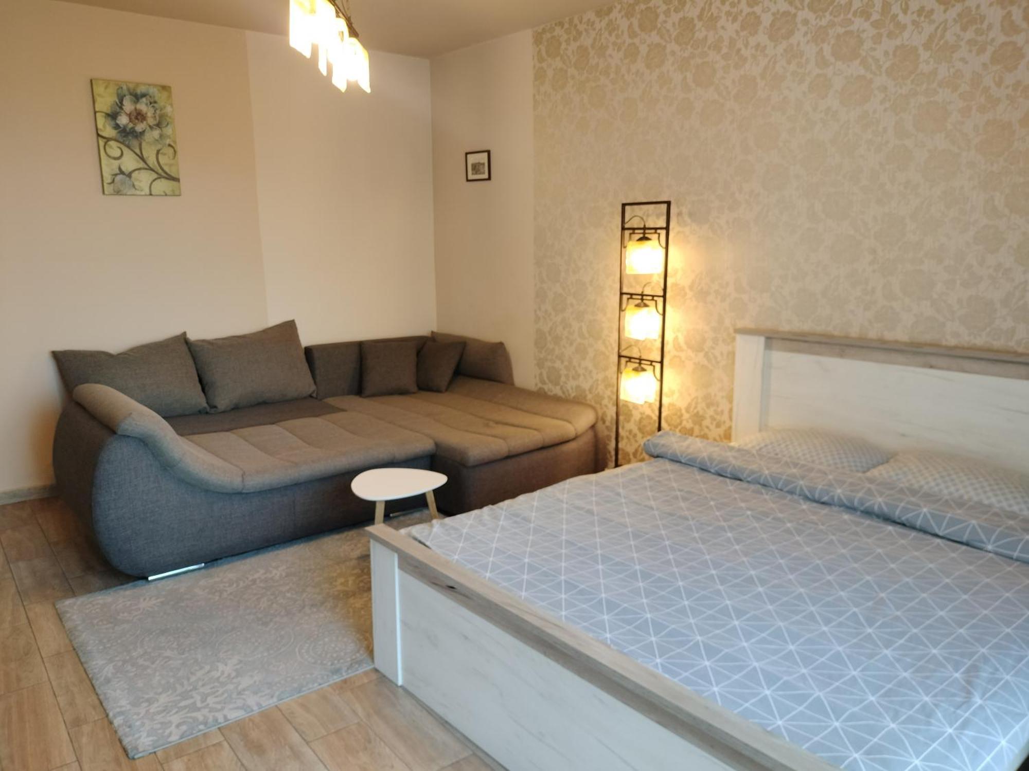 Central Apartment In Mihai Viteazu Square 클루지나포카 외부 사진