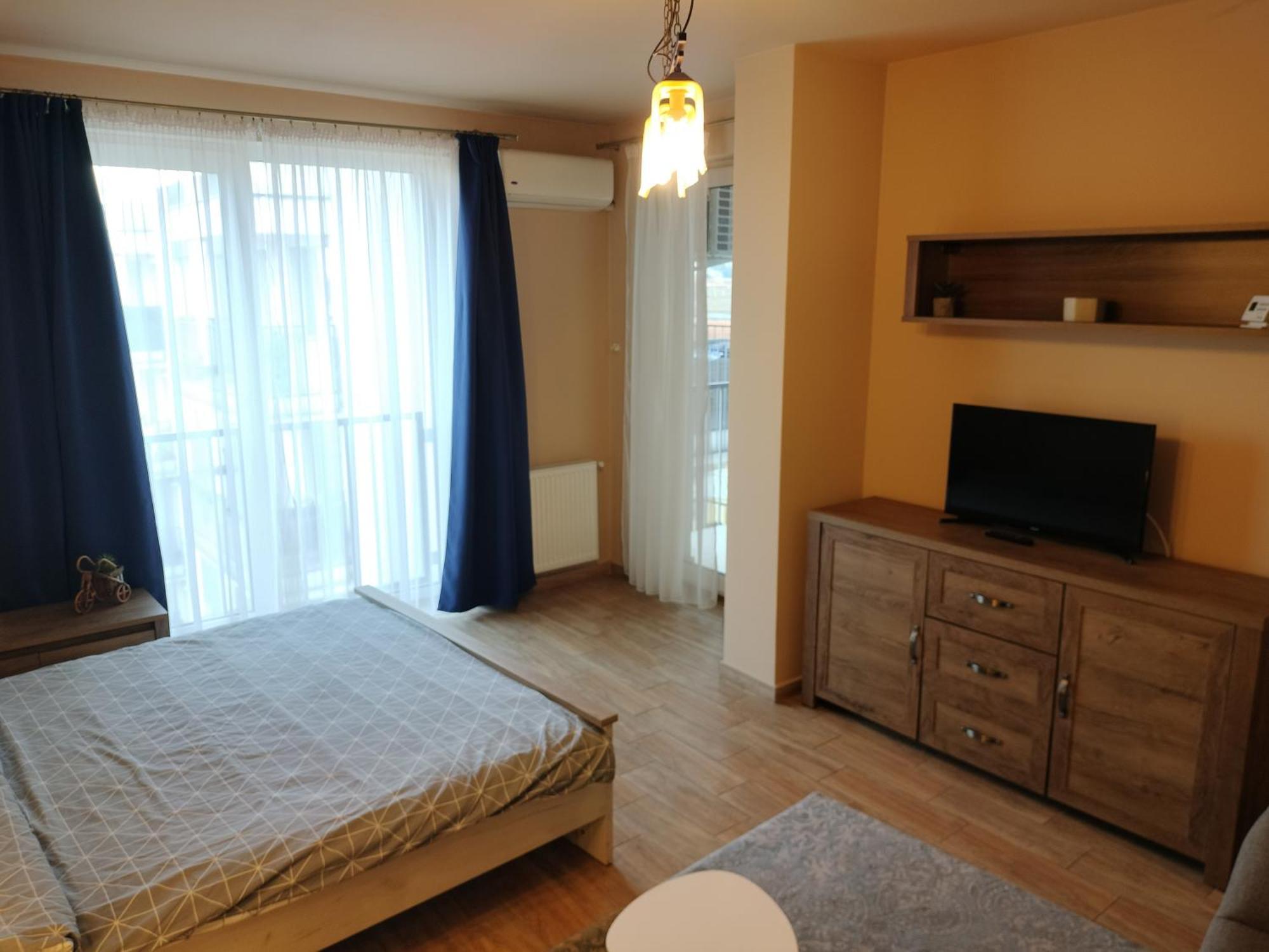 Central Apartment In Mihai Viteazu Square 클루지나포카 외부 사진